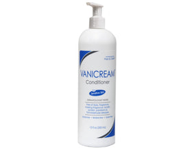 PHARMACEUTICAL SPECIALTIES Vanicream shampoo texture showing gentle lather for easy rinsing
