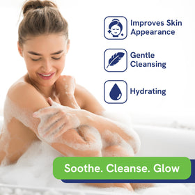 pHat 5.5 with Manuka honey visual highlighting natural ingredient and moisturizing benefit