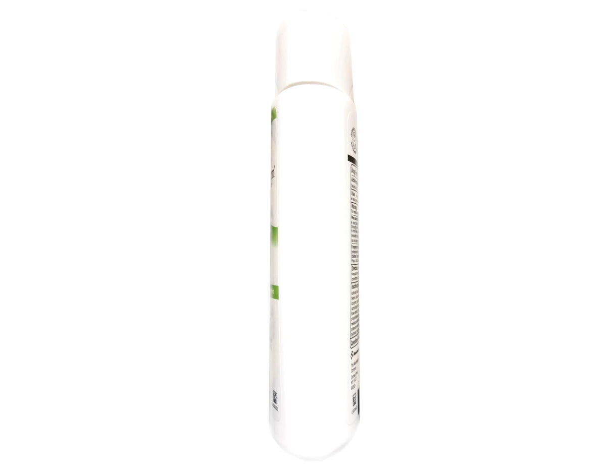 pHisoderm ingredients label highlighting 2% salicylic acid and soothing extracts