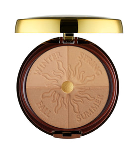 Physicians Formula brush applying bronzer for natural sculpting and even coverage