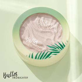 Physicians Formula highlighter applied on cheek displays luminous champagne sheen and natural radiance
