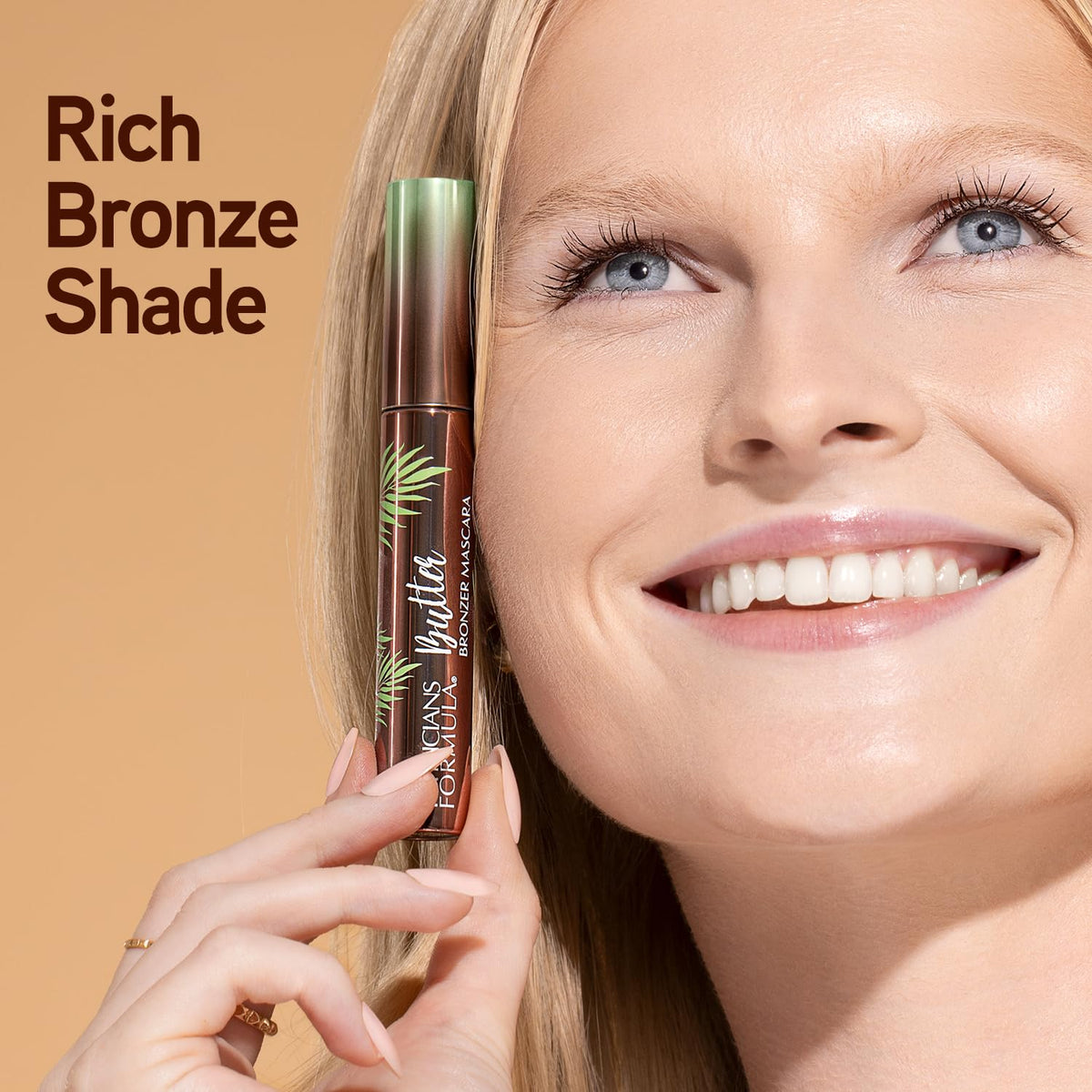 Physicians Formula wand close-up coating lashes for fuller volume