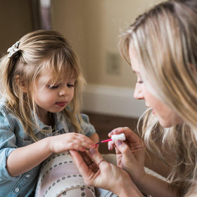 Piggy Paint application on child hands demonstrating easy, low-odor use