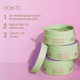 Pixi Dream-yEYE spatula lifting a patch for hygienic application — easy to use