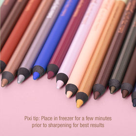 Pixi applying eyeliner along lash line for defined, smudge-resistant finish