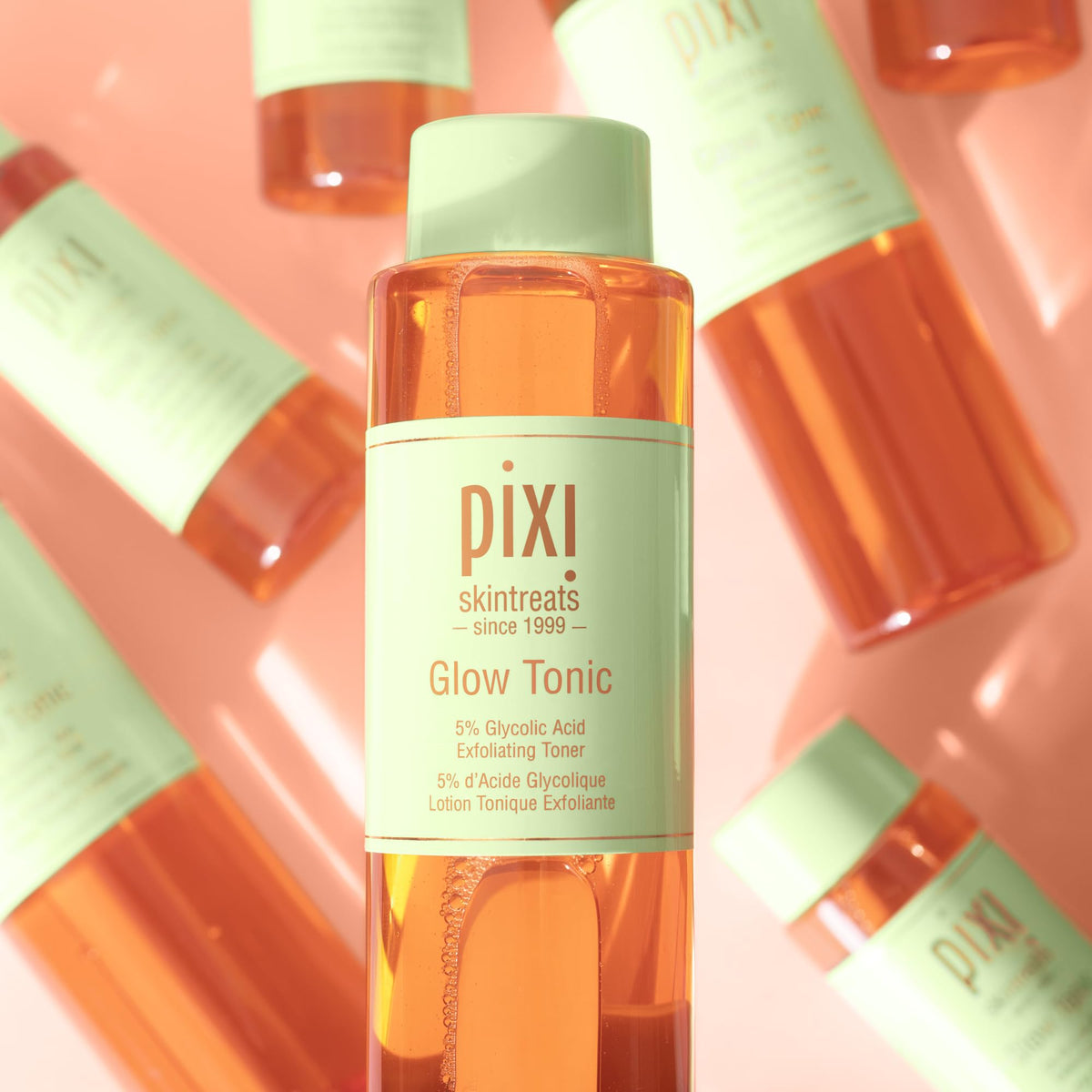 Pixi Glow Tonic close-up of bottle cap for controlled dispensing benefit