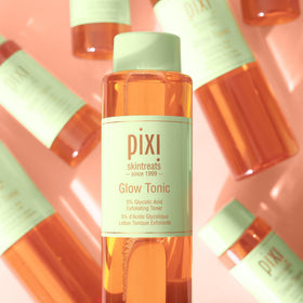Pixi Glow Tonic close-up of bottle cap for controlled dispensing benefit