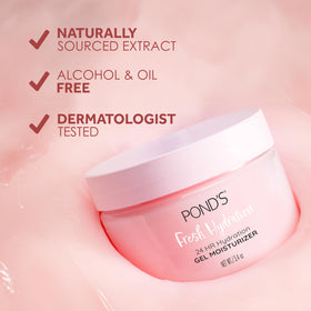 POND’S dispensing gel from jar demonstrating easy application benefit