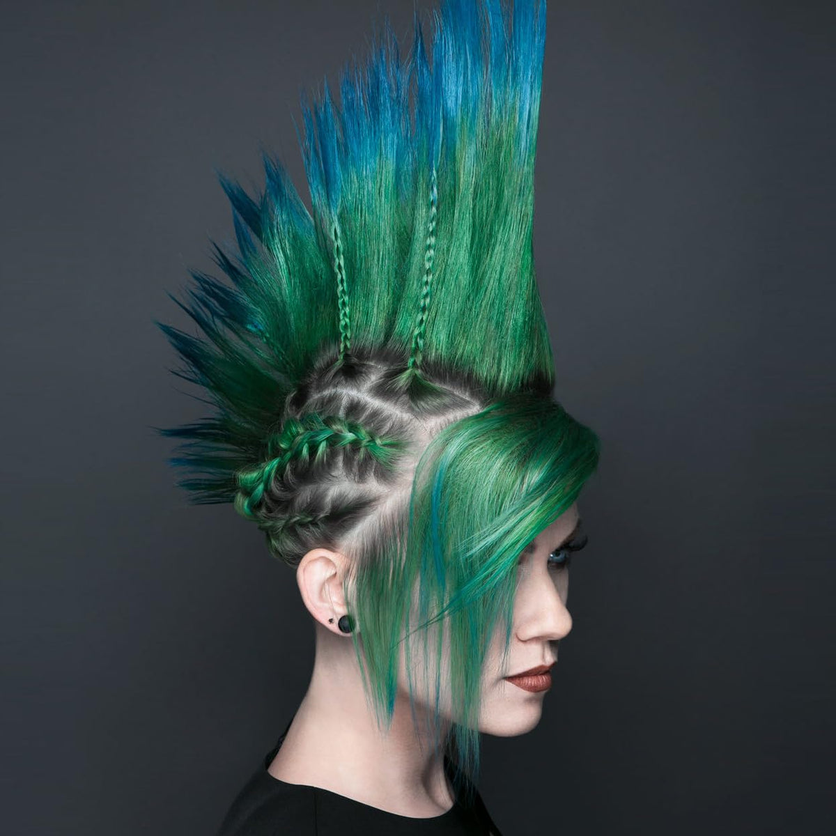 PRAVANA mist close-up demonstrating even application and volume