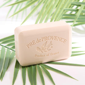 Pre de Provence ingredients label highlighting organic shea butter and clean formulation benefit
