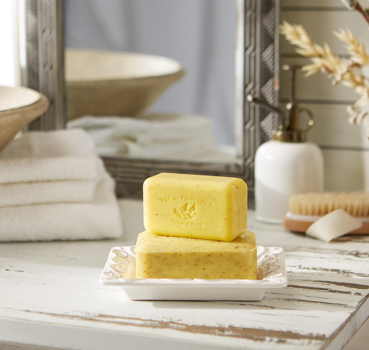 Pre de Provence close-up of quad-milled texture highlighting dense smoothness benefit