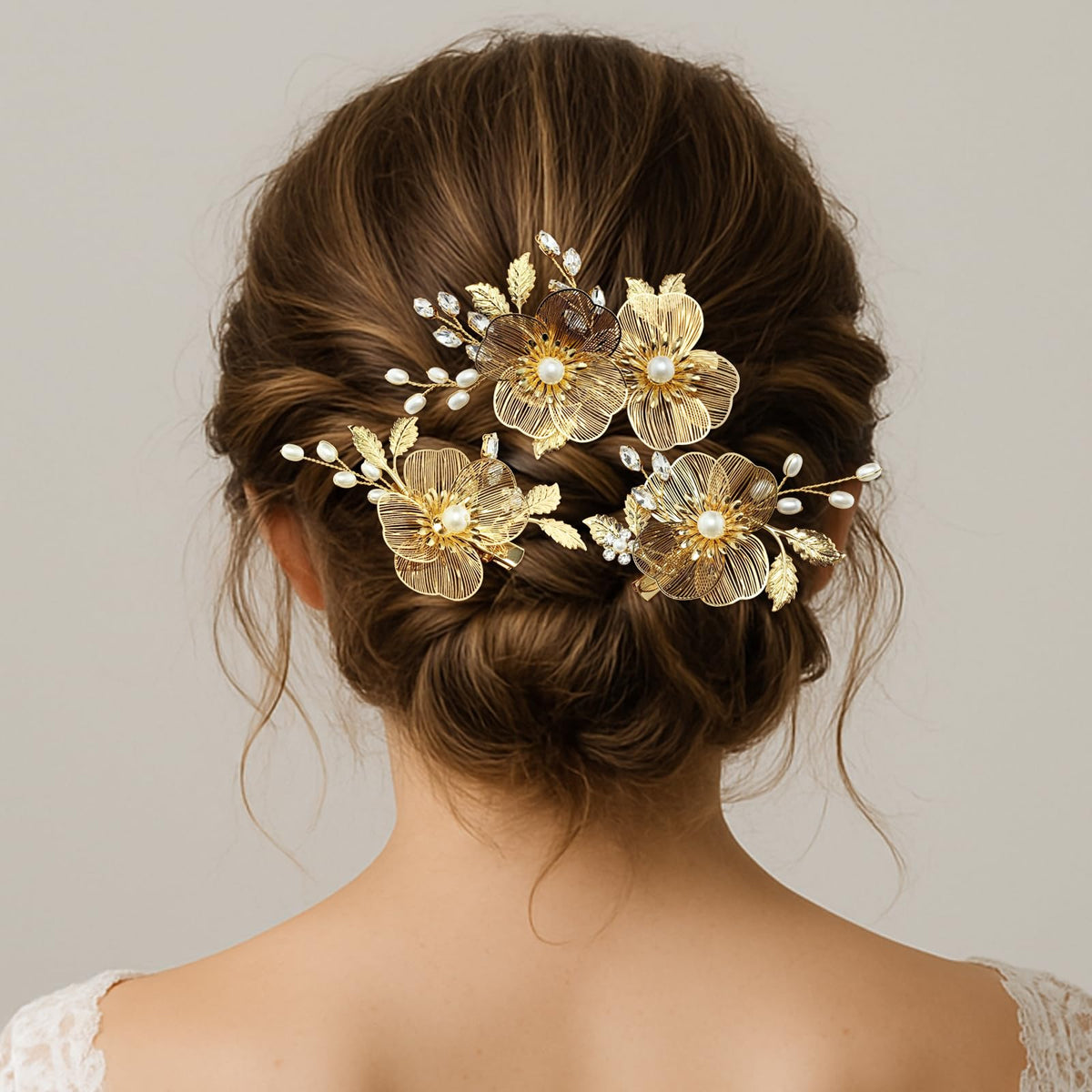 PRETTYLIFE side profile of gold alligator clip demonstrating secure grip