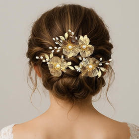 PRETTYLIFE side profile of gold alligator clip demonstrating secure grip