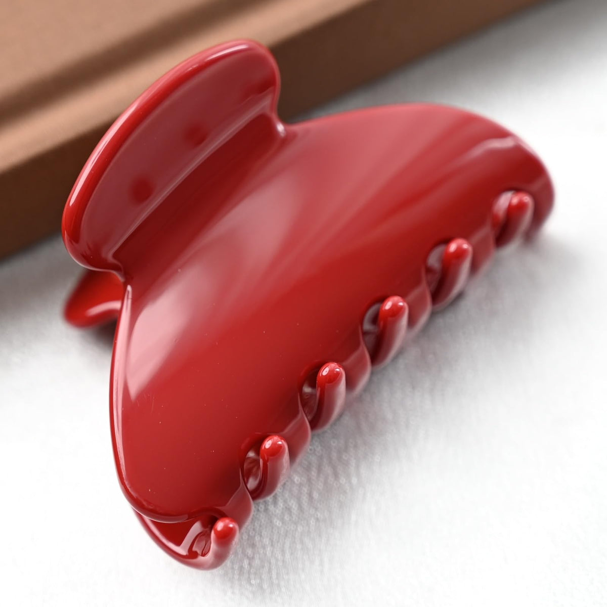 Prettyou size scale next to ruler showing medium 6.5 cm length