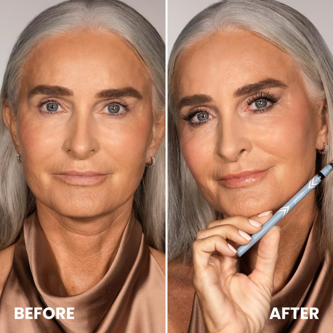 PRIME PROMETICS smudger in use to blend liner for a soft, age-flattering finish