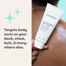 Proactiv texture close-up highlighting fast-absorbing, non-greasy hydration