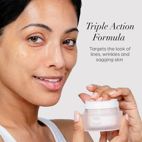 PÜR MINERALS application on face and neck demonstrating easy layering under makeup