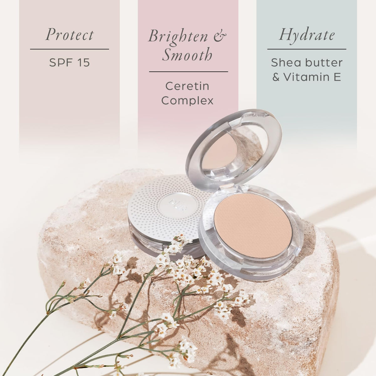 PÜR MINERALS compact held in hand showing scale for travel-friendly convenience