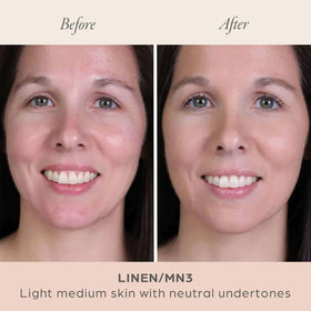 PÜR MINERALS powder texture close-up demonstrating smooth blendability and fine finish