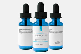 PURE ORIGINAL INGREDIENTS close-up label highlighting 5% salicylic acid concentration for clarity