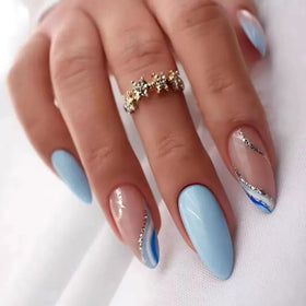Puyokinm glitter line and swirl detail on a nail for stylish accent