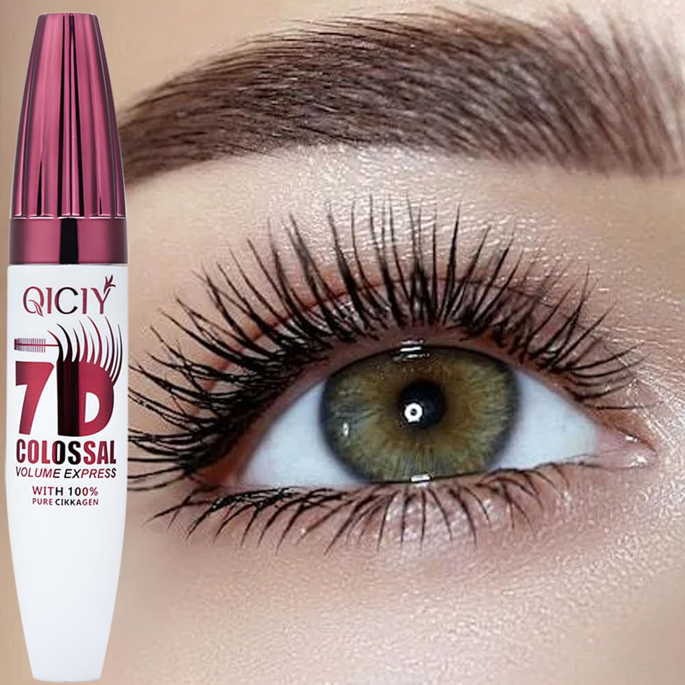 qiciy mascara texture on brush highlighting silk-fiber thickness