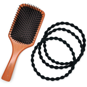 Qooocy close-up of soft elastic texture protecting strands from damage
