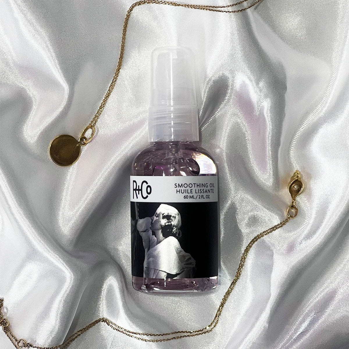 R+Co Two Way Mirror oil texture close-up highlighting lightweight slip