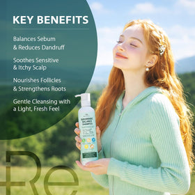 Recuren Plus shampoo lather texture demonstrating gentle cleansing action