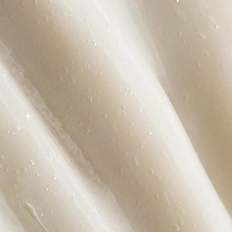 Reverie texture close-up of serum on skin illustrating lightweight hydration
