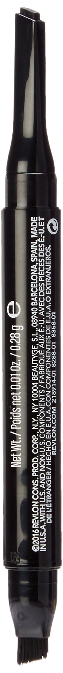 REVLON ColorStay angled tip close-up highlighting precise edge for clean lines