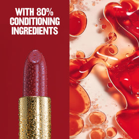Revlon ingredients display with vitamin E and avocado oil conveying hydration benefit