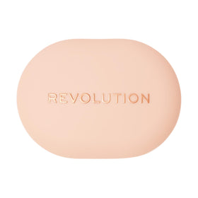 Revolution beauty powder pops under-eye setting example demonstrating Revolution brightening and crease prevention