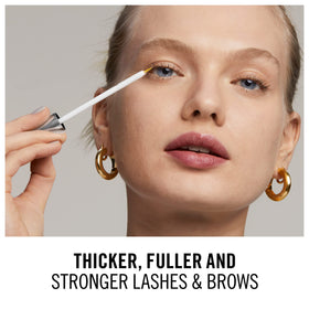 Rimmel Wonder’Serum applied to upper lash line demonstrating controlled application and neat finish