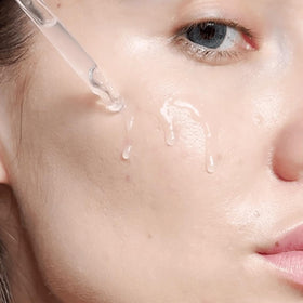 RODAN + FIELDS ingredient visual highlighting glycerin and hyaluronic acid for moisture