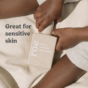 Roe Wellness cream texture close-up demonstrating smooth, non-greasy finish