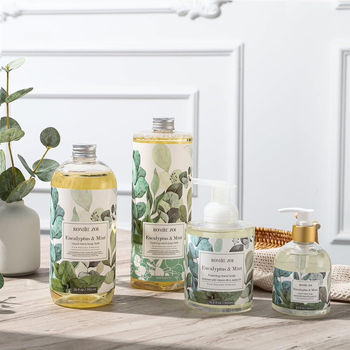 ROMIIE ZOI back label close-up with usage directions and ingredient highlights for reassurance