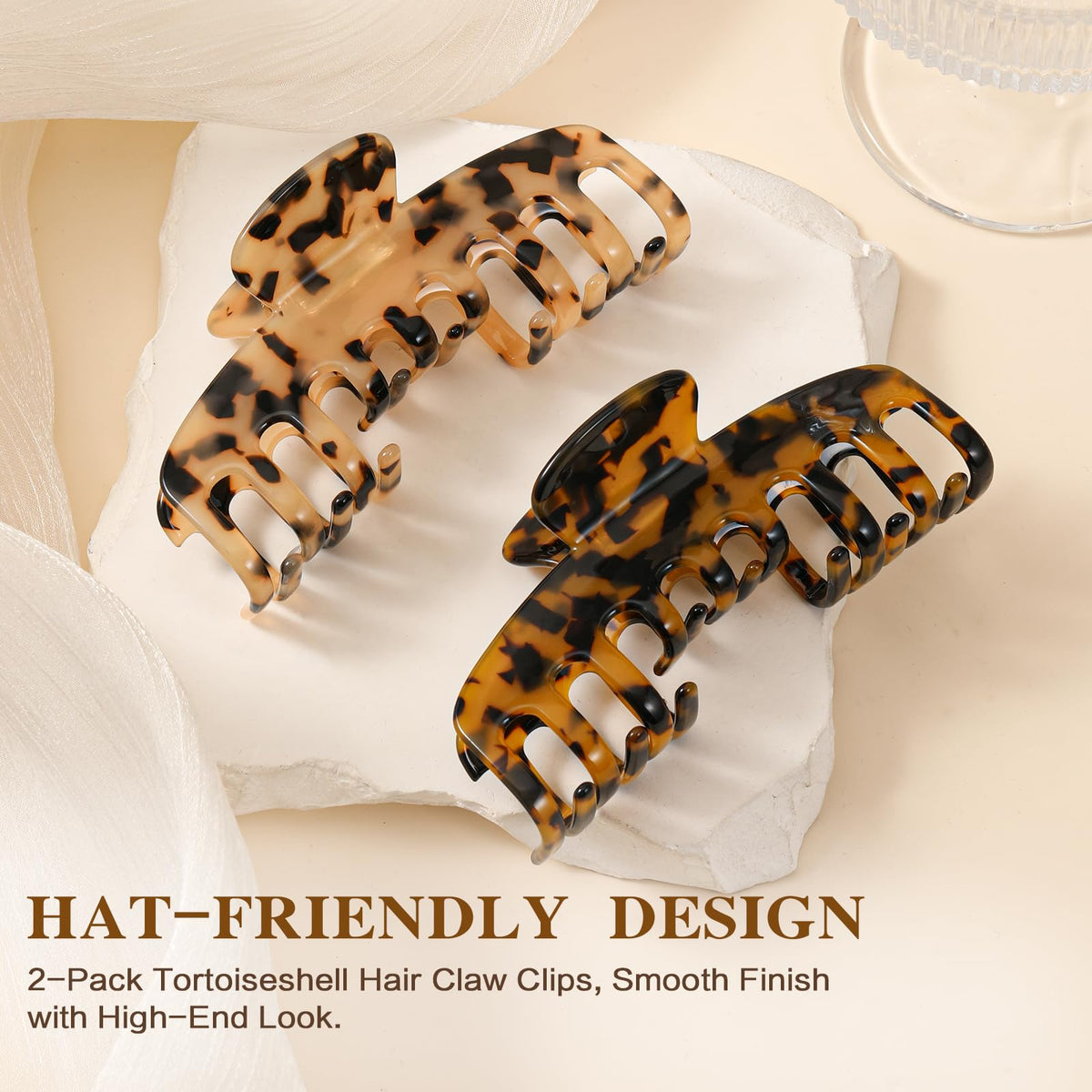 Rosivyphan clip worn outdoors showing secure hold and travel-ready convenience
