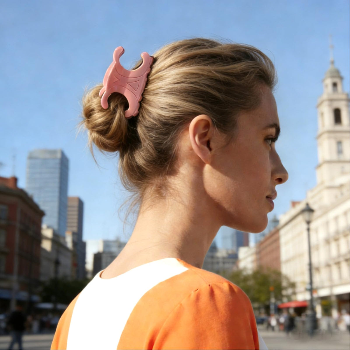 ROVLET clip securing half-up hairstyle for comfortable all-day hold