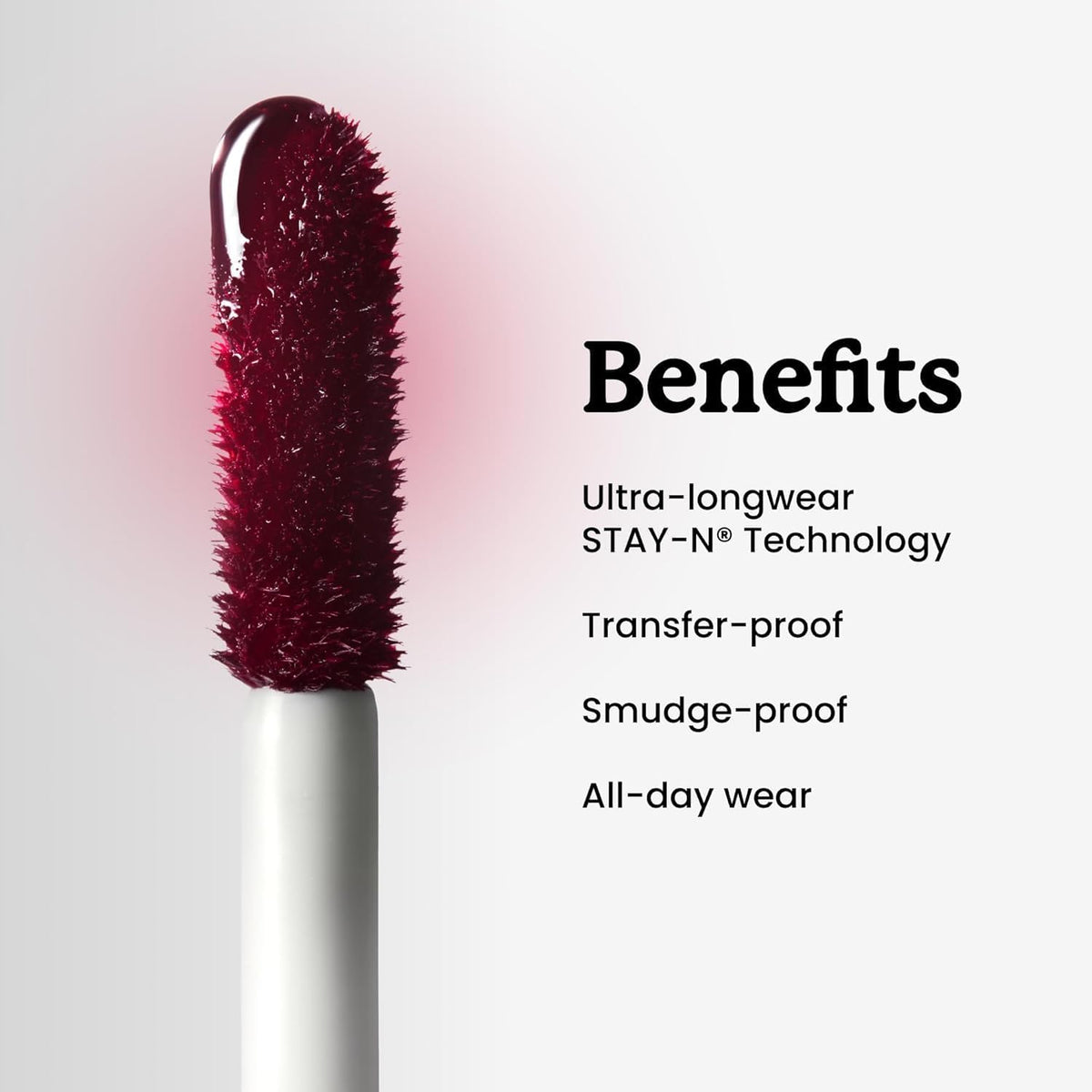 Sacheu product with ingredients hyaluronic acid and vitamin E indicating hydration