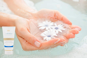 Label detail showing hypoallergenic promise and ingredient clarity benefit