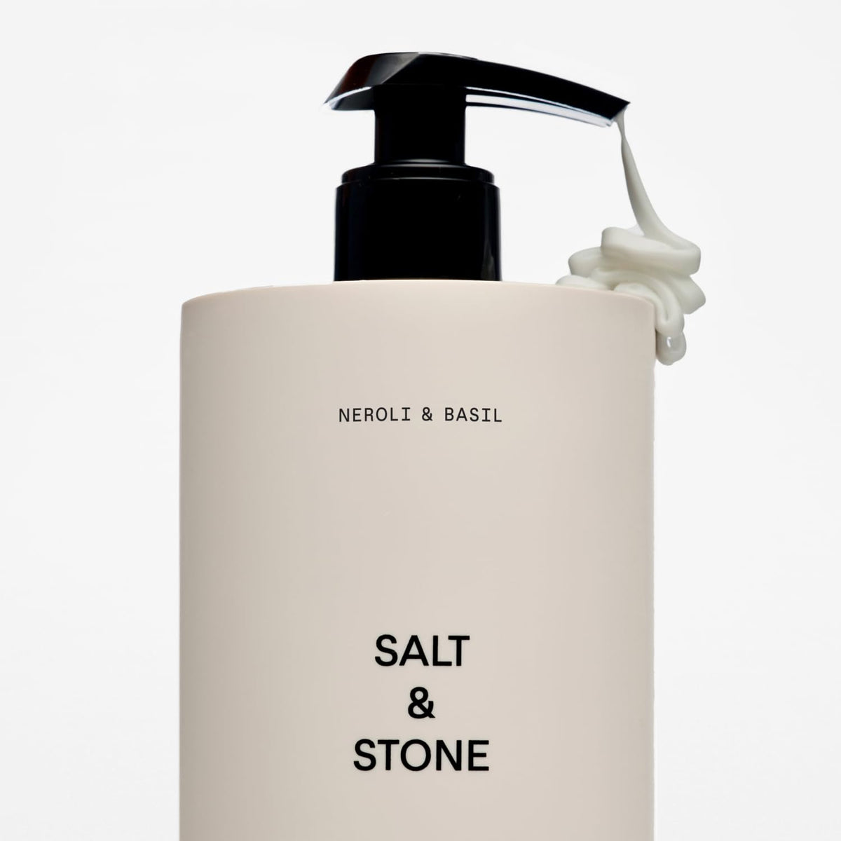 Salt & Stone ingredient highlights with seaweed and niacinamide emphasizing soothing benefit
