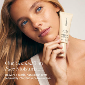 SALTYFACE moisturizer texture closeup highlighting smooth blend