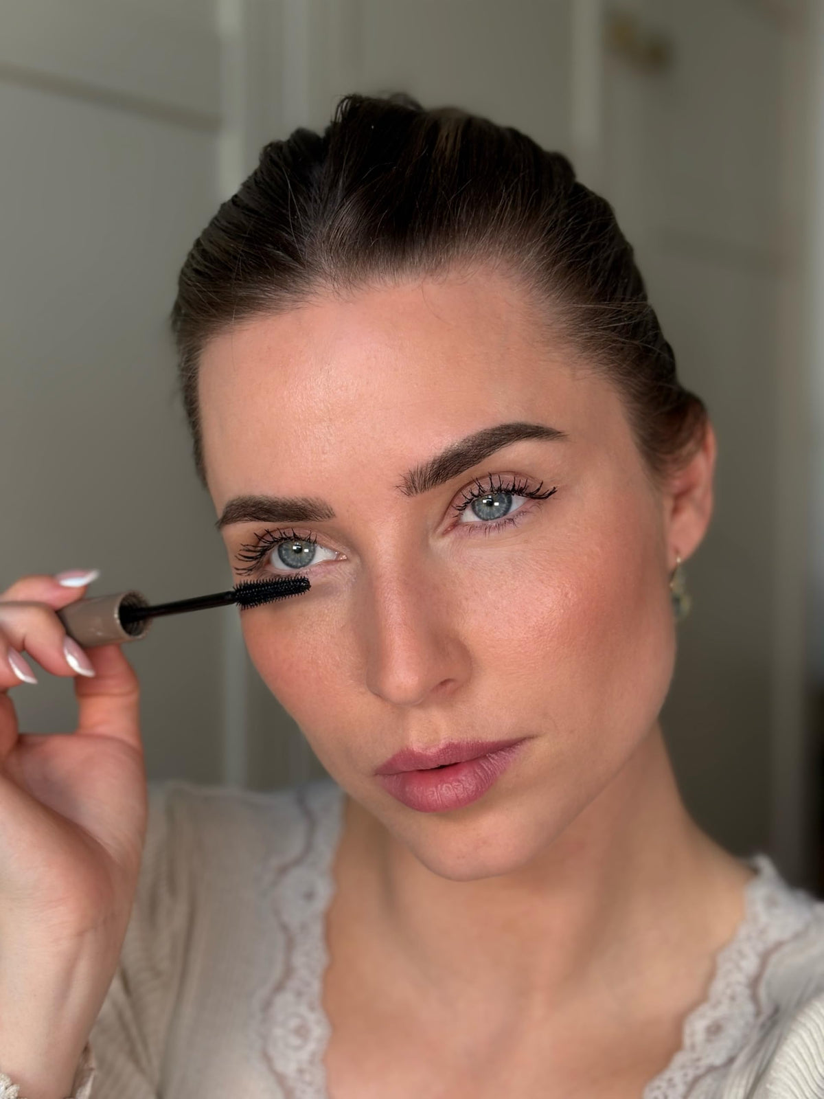 Sandstone Scandinavia mascara on vanity setting suggesting everyday use and sensitive-eye comfort
