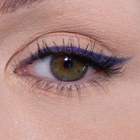 Sandstone Scandinavia pencil close-up tip showing creamy point for precise application benefit