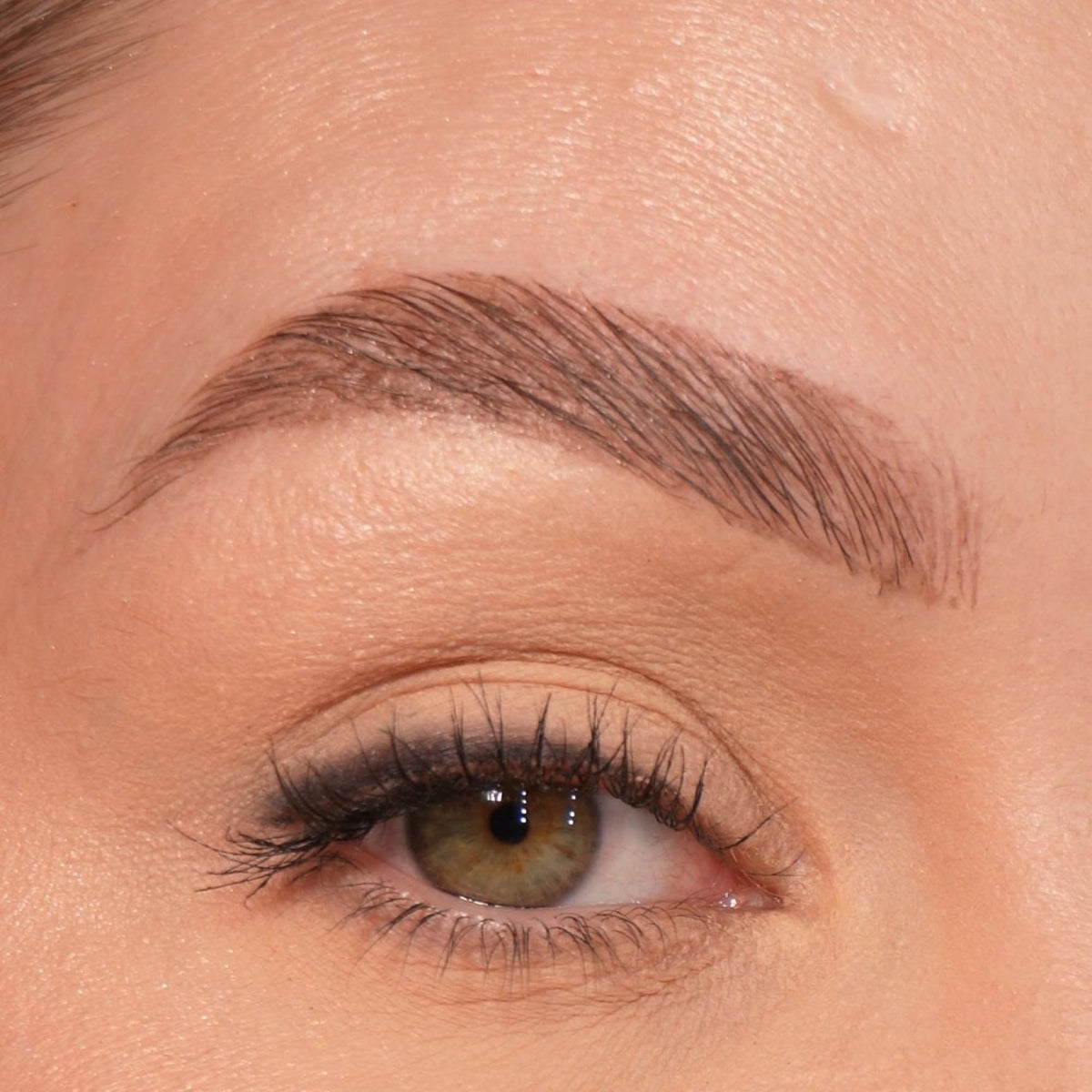Sandstone Scandinavia pencil tip close-up highlighting creamy point for smooth application