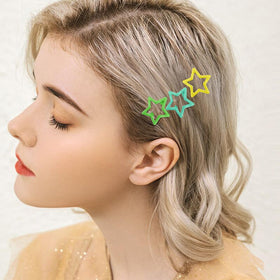 SAOROPEB star clips worn at concert showing decorative festival-ready look