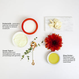 SAUCE BEAUTY creamy texture close-up showing smooth formula for easy detangling