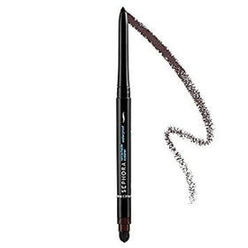 SEPHORA zoomed tip close-up showing creamy texture and built-in sharpener benefit