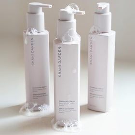SHANI DARDEN label and claims closeup confirming vegan, cruelty-free and fragrance-free